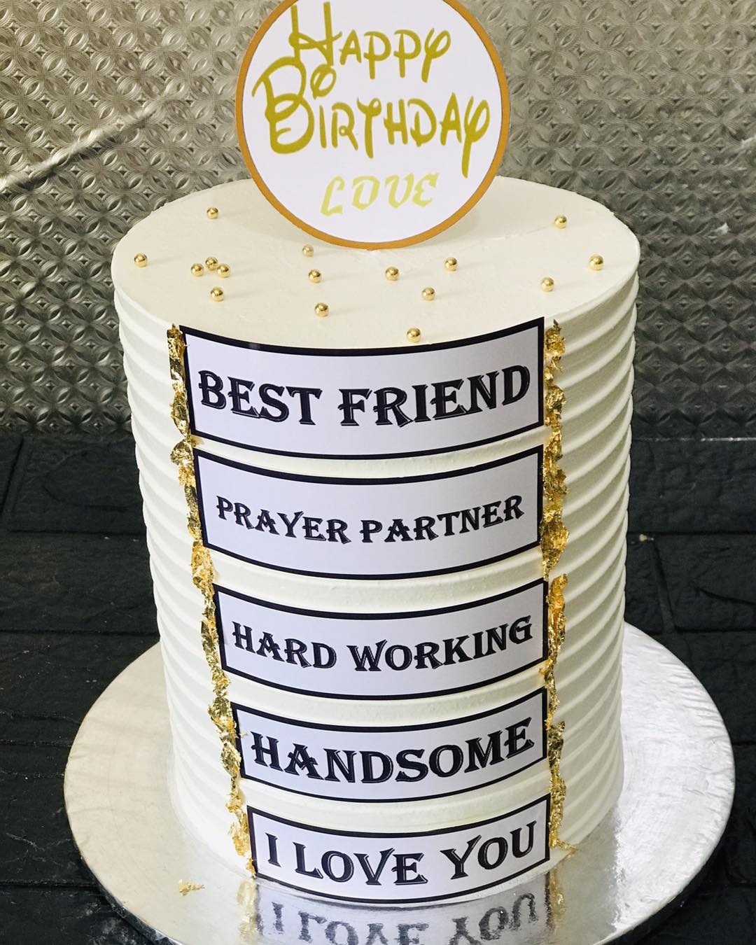 Buy Small Cake 6 "3 layers for KES 500.00 in Kenya. High quality products. Order now on WhatsApp! - Image 3